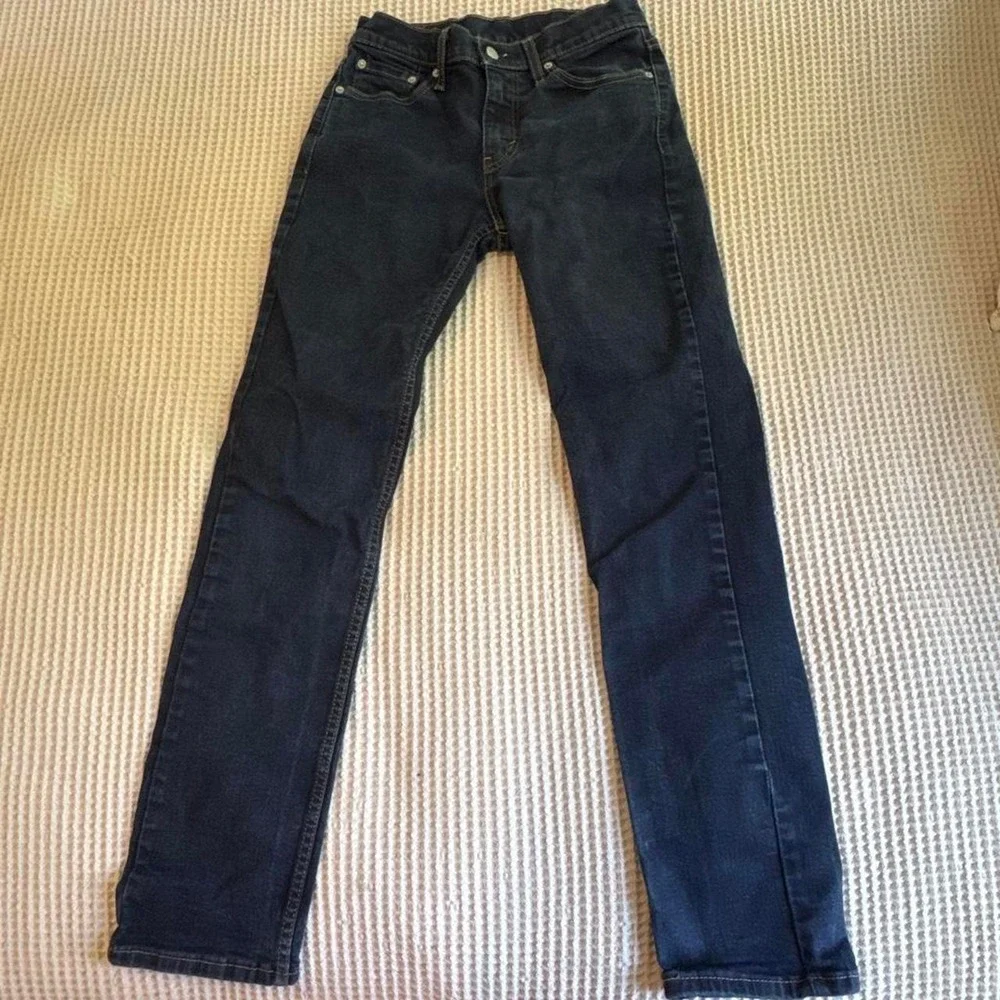 Levi's 511 navy blue jeans